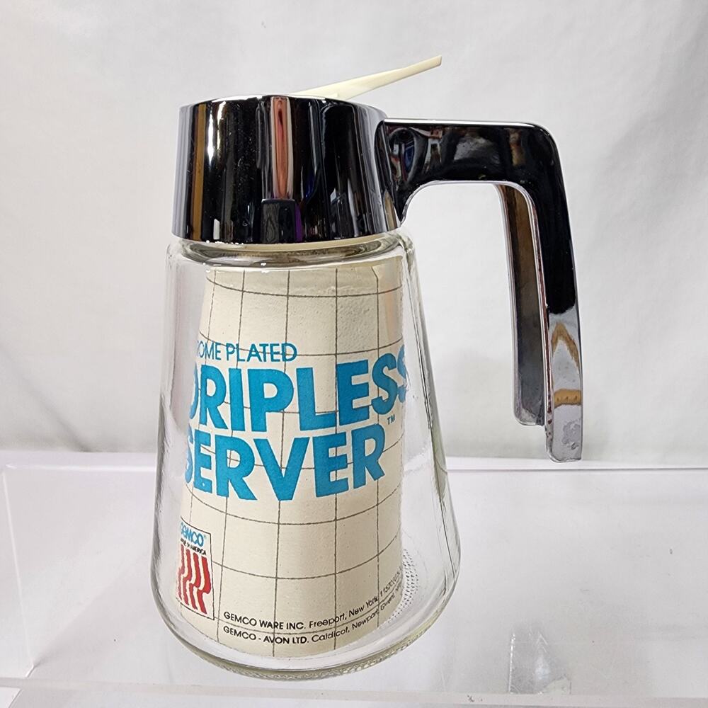 1985 Gemco Dripless 12oz Server Glass Chrome Syrup Pitcher New W/Original Insert